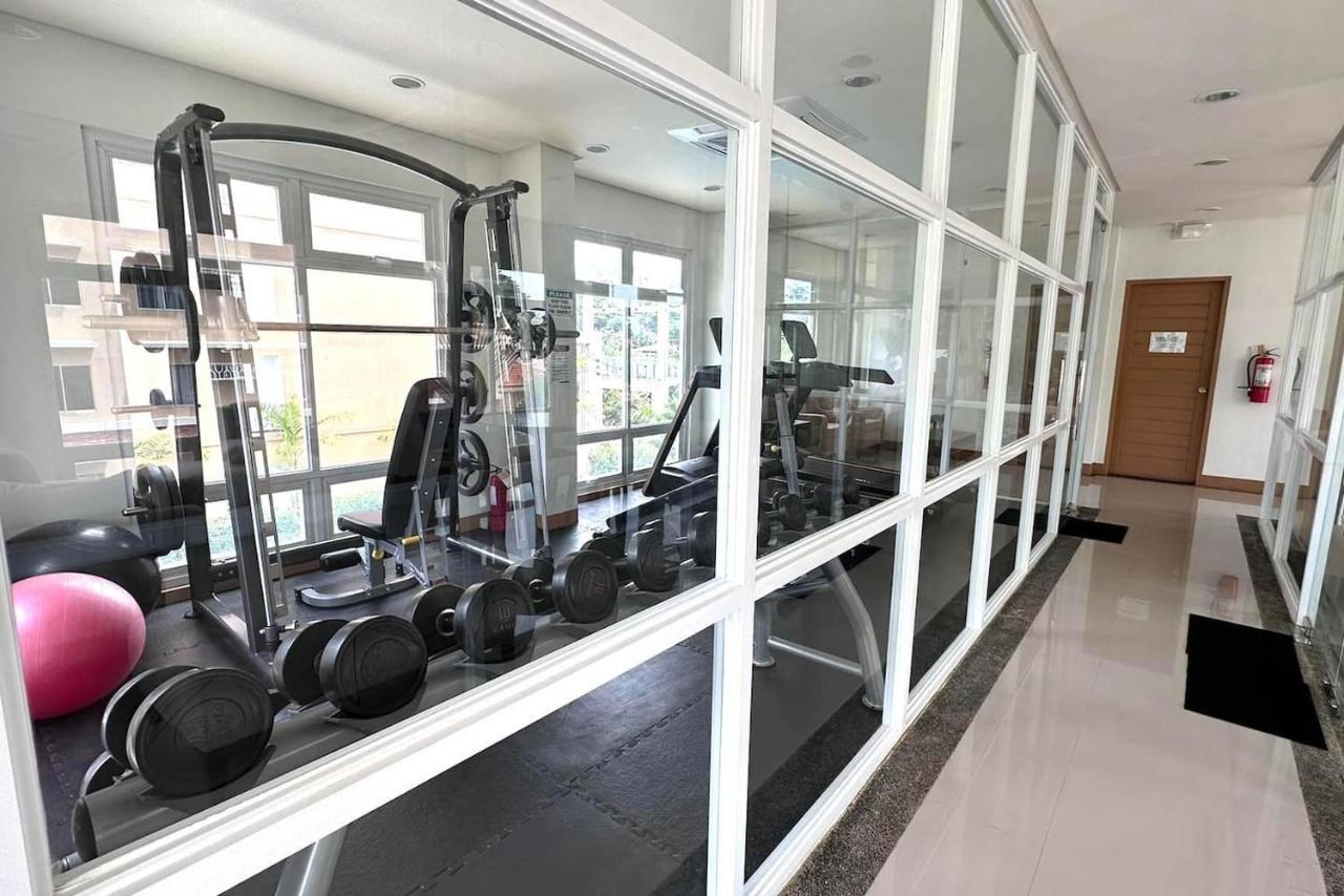 2 Bedroom And Studio Apartments With Private Pool And Gym In Vista Manors Verdant Puerto Princesa Eksteriør bilde