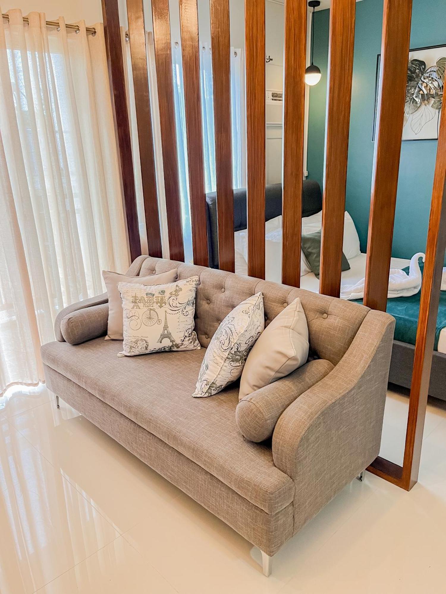 2 Bedroom And Studio Apartments With Private Pool And Gym In Vista Manors Verdant Puerto Princesa Eksteriør bilde