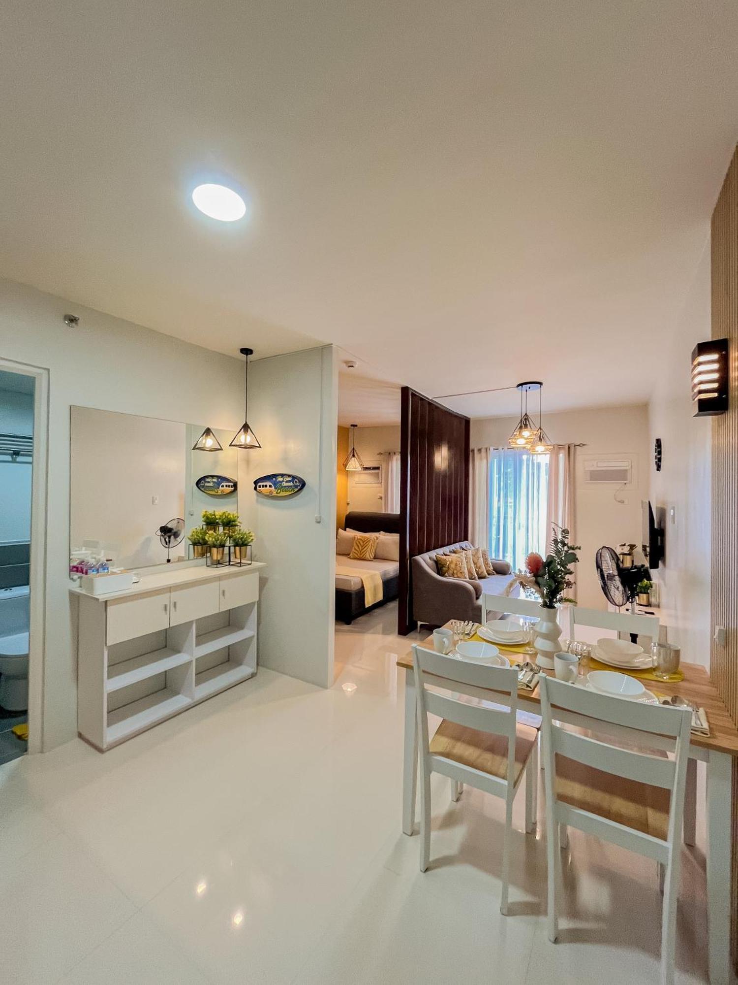 2 Bedroom And Studio Apartments With Private Pool And Gym In Vista Manors Verdant Puerto Princesa Eksteriør bilde