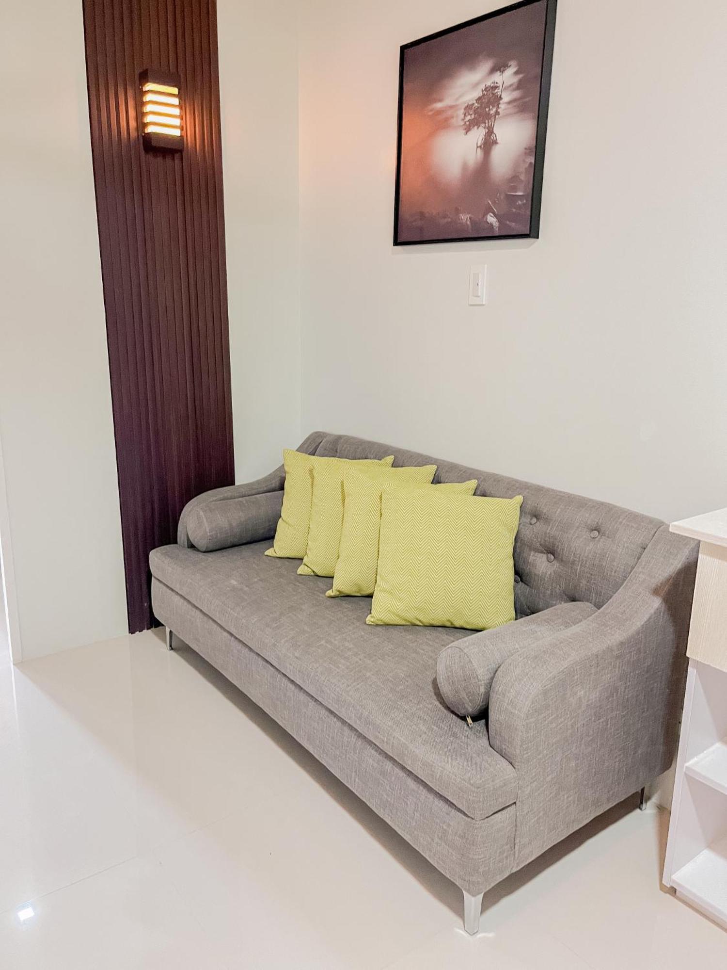 2 Bedroom And Studio Apartments With Private Pool And Gym In Vista Manors Verdant Puerto Princesa Eksteriør bilde